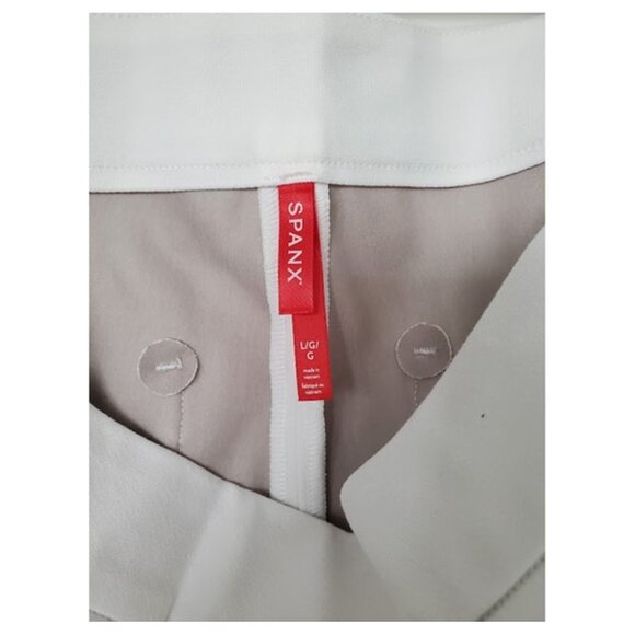 NWT SPANX Hi-Rise Smoothing Shapewear Kick Flare Pants Opaque White Size L - Picture 13 of 14